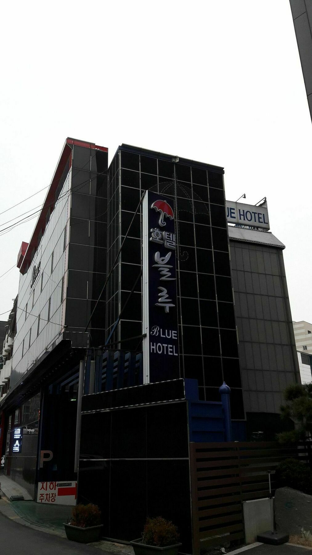Songdo Blue Hotel Incheon Exterior photo